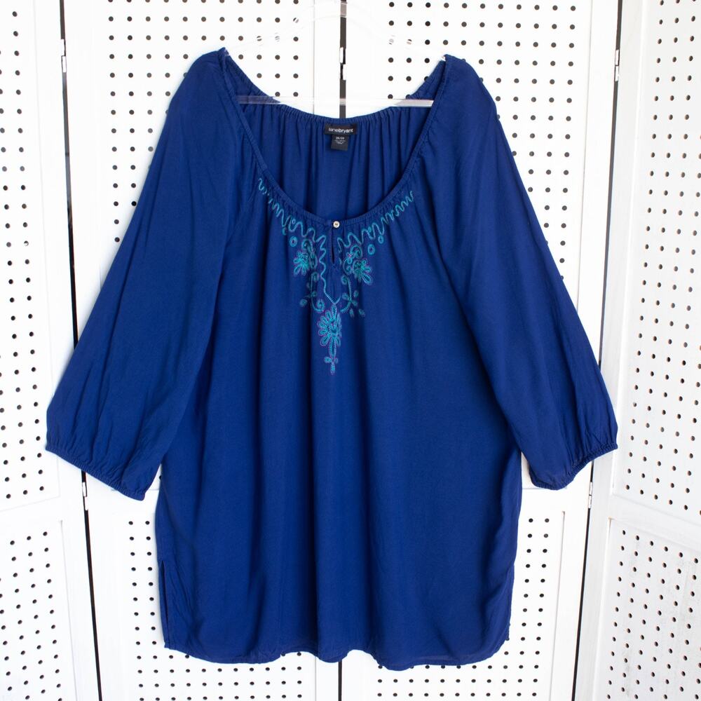 Lane Bryant Womens SIZE 26/28 Blue Embroidered Tunic Top